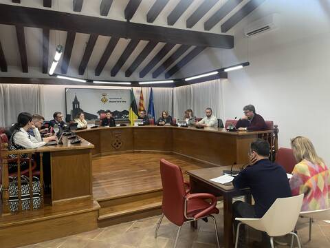 El Ple de Maçanet de la Selva aprova una ordenança de voreres per facilitar-ne la tramitació i l’execució i millorar la mobilitat dels ciutadans